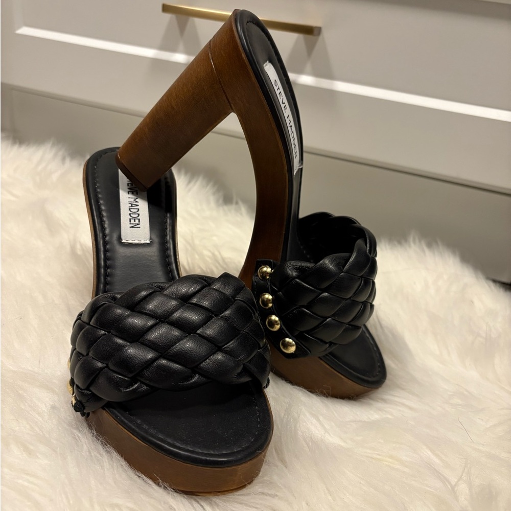 Steve Madden Black Platform Shoes with Quilted Design